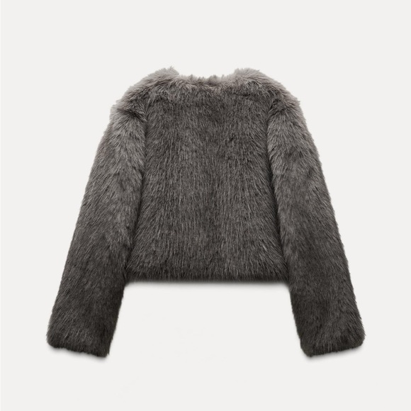 NEW - Zara Gray Short Fur Coat Size Small - Picture 5 of 8